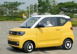 Dikunjungi Luhut, Sinyal Wuling Produksi Hongguang Mini EV di RI Menguat