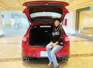 Nada Hambazaza, Youtuber Otomotif Wanita Pertama Saudi Arabia