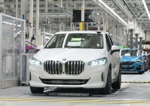 Di Jerman Sebelas Bulan, BMW Lebih Laris Ketimbang Mercy