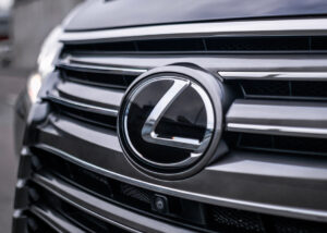 Meski Pasar Melambat, Penjualan Lexus dan BMW di RI Justeru Mencuat