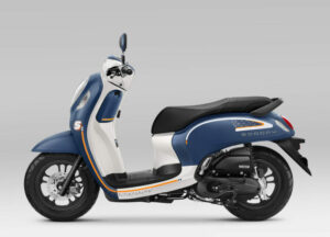 New Honda Scoopy Kini Berbalut Warna Baru, Segini Harganya