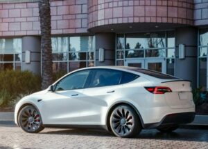 Terjual Hampir 280 Ribu Unit, Tesla Model Y Mobil Terlaris di Cina