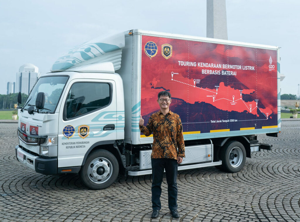 Demi KTT G20, Truk Listrik Mitsubishi eCanter Touring ke Bali