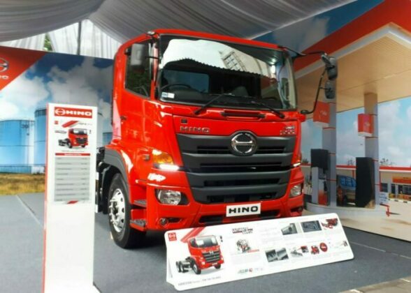 Hino 500 Ultimate Safety, Truk Angkutan B3 Berfitur Keselamatan Tinggi ...