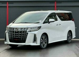 Setelah 2022 Ambrol, Kini Penjualan Toyota Alphard di Jepang Ambles