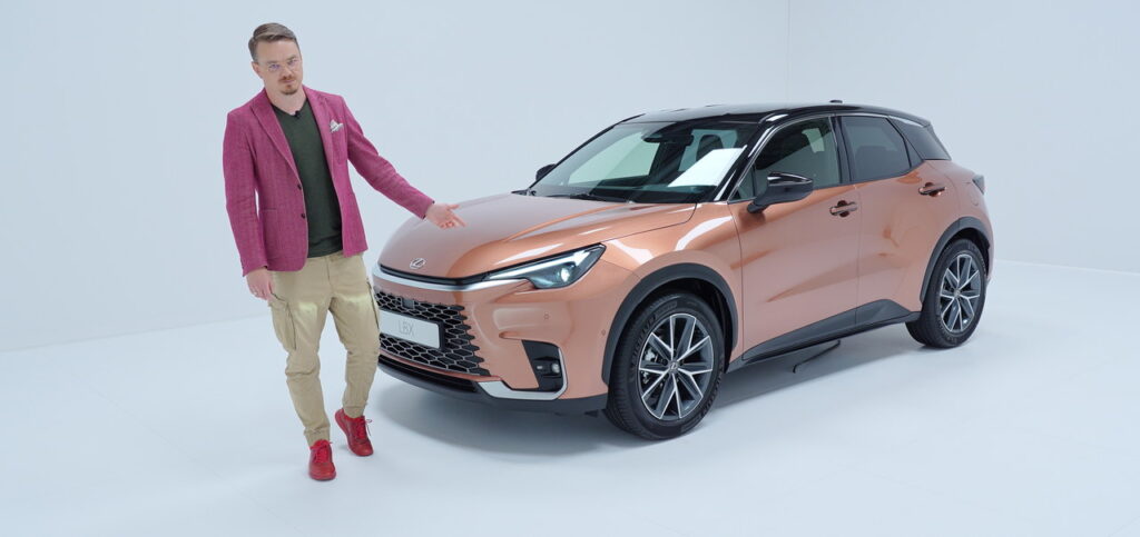 Toyota Yaris Cross Versi Lexus Gedor Dunia, Dijual Awal 2024