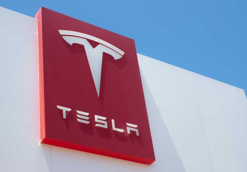 Tesla, Mobil Listrik yang Paling Banyak Dibeli Warga Singapura