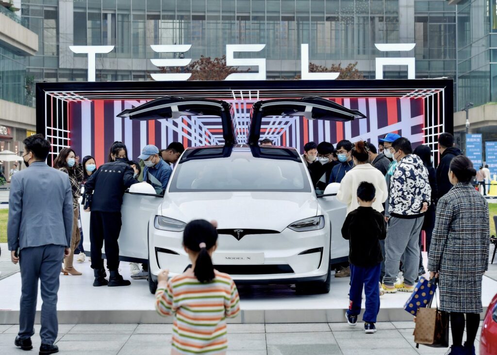 Ternyata, hingga November 2023 Ekspor Mobil Tesla dari Cina Masih Menggila