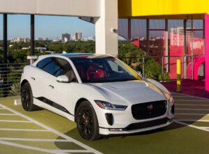 Tak Henti Terbelit Kasus Kebakaran, Penjualan Jaguar I-Pace Kedodoran