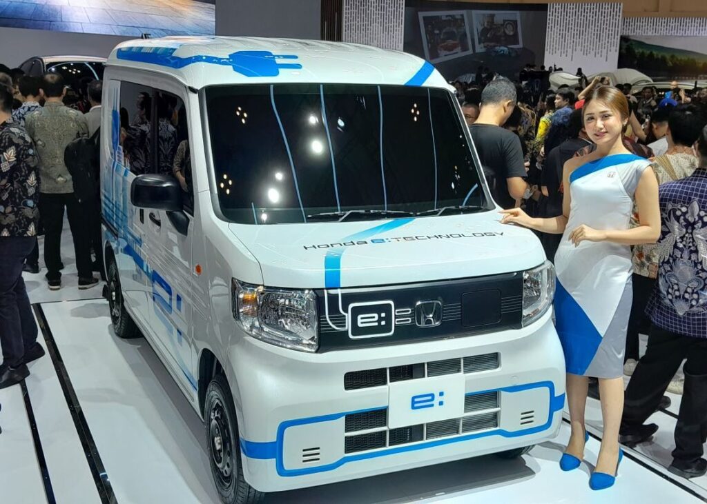 Diluncurkan di Jepang 2024, Prototipe Honda N-Van Listrik Mejeng di GIIAS 2023