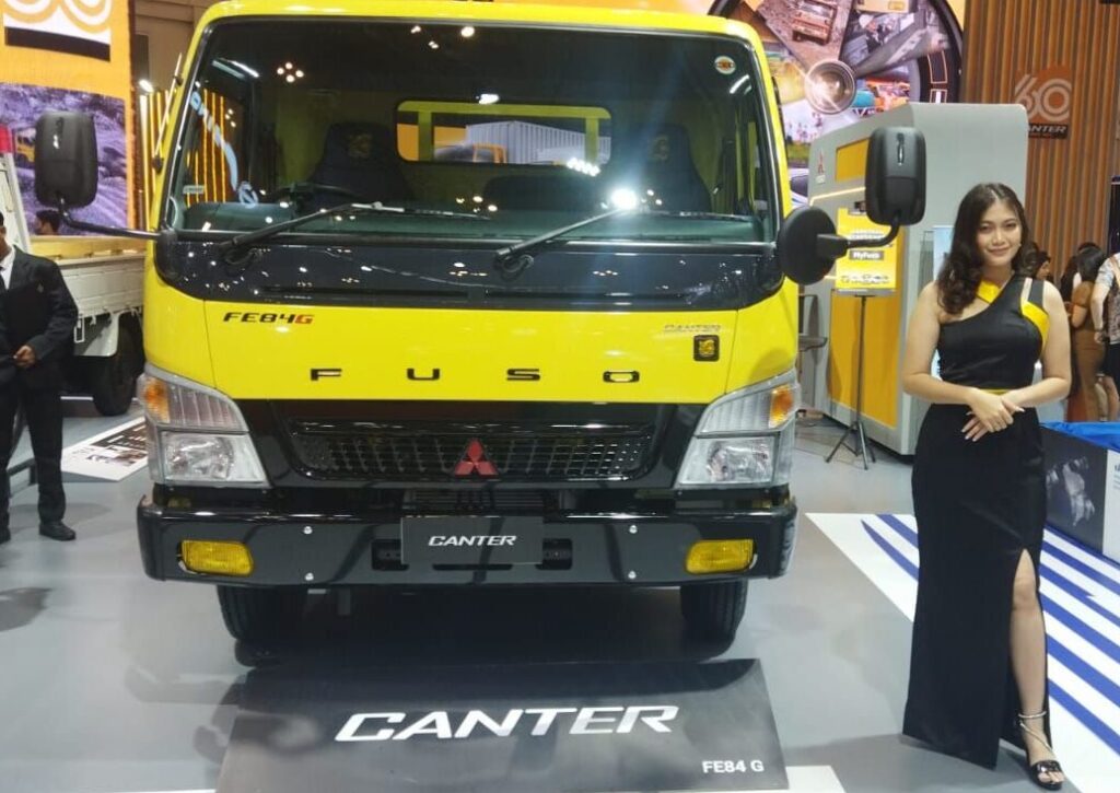 KTB Luncurkan Truk Fuso Canter Edisi Spesial, Punya 14 Fitur Tambahan 