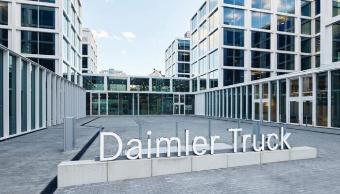 Daimler Truck Bangun Pabrik Baru di Cikarang, Ditarget Awal 2025 Beroperasi