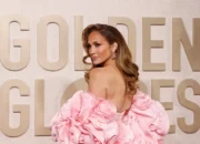 Masih Masuk di Daftar Aktris Terkaya Dunia, Ini Koleksi Mobil Jennifer Lopez