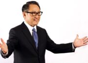 Akio Toyoda Kembali Terpilih sebagai Chairman Toyota di Saat Kondisi Sulit