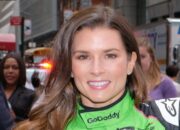 Danica Patrick, Mantan Pembalap dan Atlet Wanita Terkaya ke-6 di Dunia