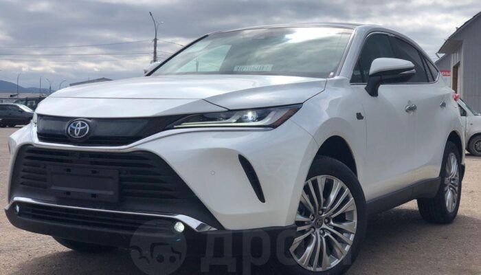 Penjualan Ritel Toyota bZ4X, Harrier, C-HR, dan Yaris L di Cina Januari -November Ambrol Parah